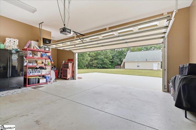 1019 Bannister Road, Starr, SC 29684
