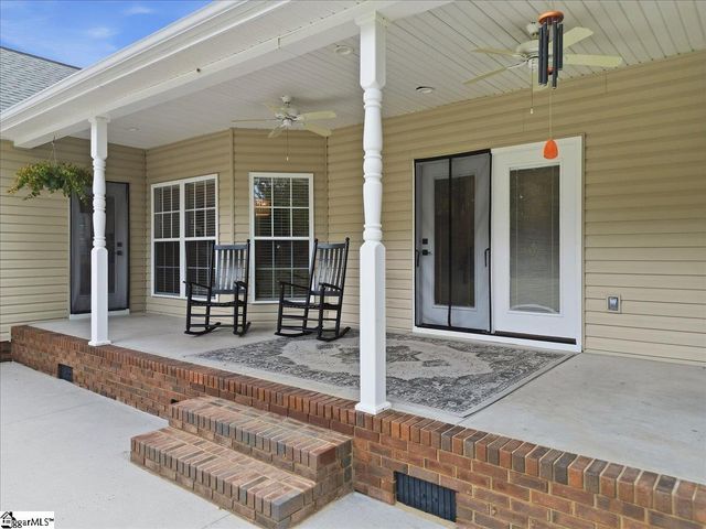 1019 Bannister Road, Starr, SC 29684