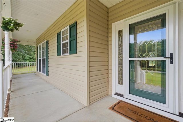 1019 Bannister Road, Starr, SC 29684