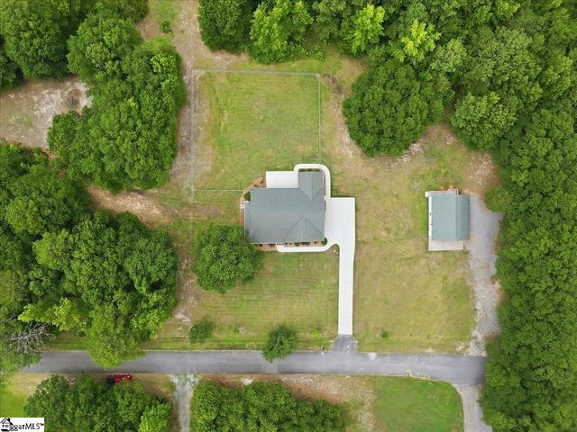 1019 Bannister Road, Starr, SC 29684