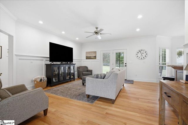 1019 Bannister Road, Starr, SC 29684