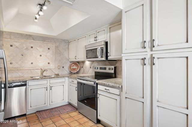 9066 E EVANS Drive, Scottsdale, AZ 85260