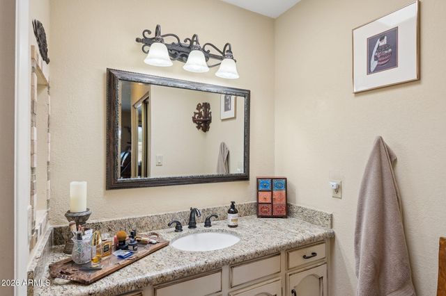 9066 E EVANS Drive, Scottsdale, AZ 85260