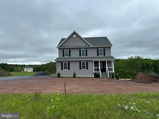 378 HARRY HIETT LN, Gore, VA 22637