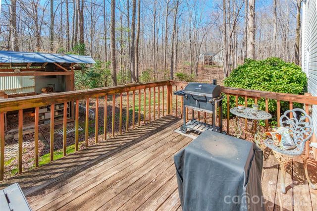 3568 Briarcliff Acres Drive, Lincolnton, NC 28092