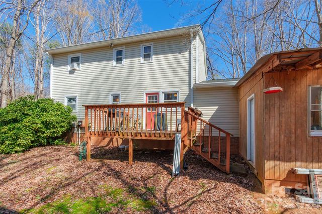 3568 Briarcliff Acres Drive, Lincolnton, NC 28092