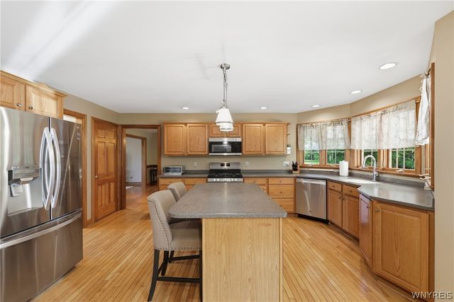 120 Norwood Lane, Orchard Park, NY 14127