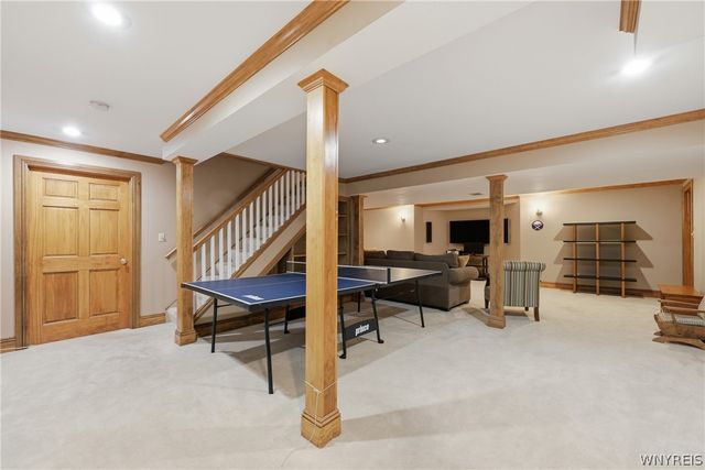 120 Norwood Lane, Orchard Park, NY 14127