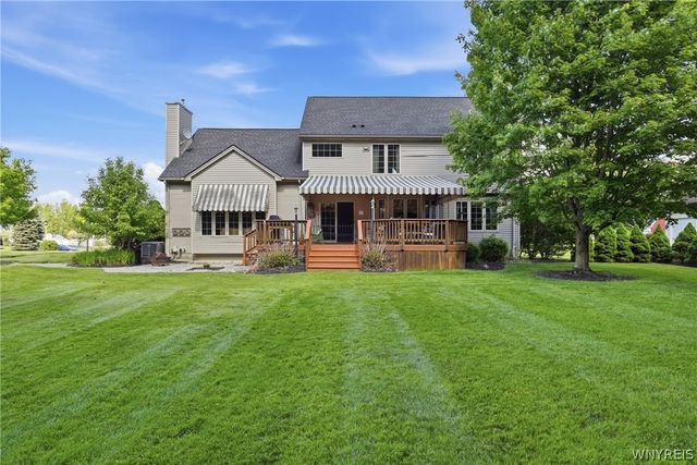 120 Norwood Lane, Orchard Park, NY 14127
