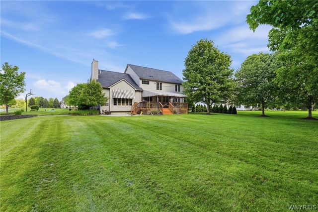 120 Norwood Lane, Orchard Park, NY 14127