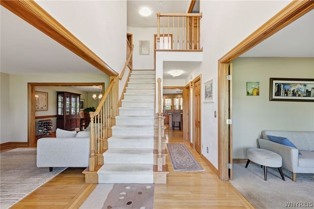 120 Norwood Lane, Orchard Park, NY 14127