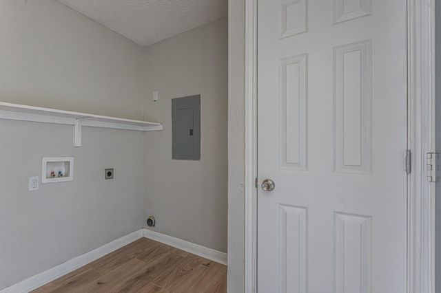 131 Sierra Court, Glenn Heights, TX 75154