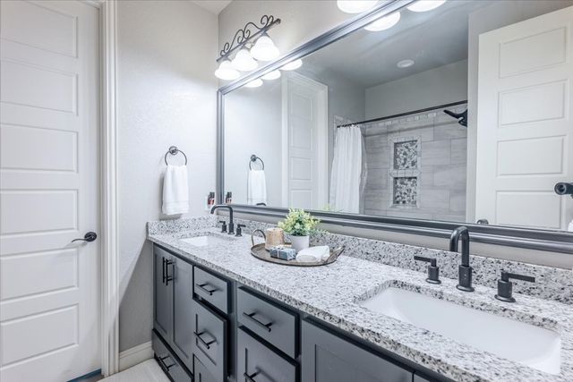 104 Lagrange Court, Weatherford, TX 76088