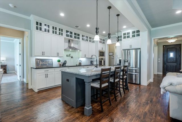 104 Lagrange Court, Weatherford, TX 76088