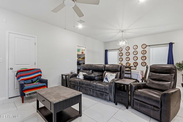 1065 HOPPAS Street, El Paso, TX 79932