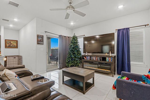 1065 HOPPAS Street, El Paso, TX 79932