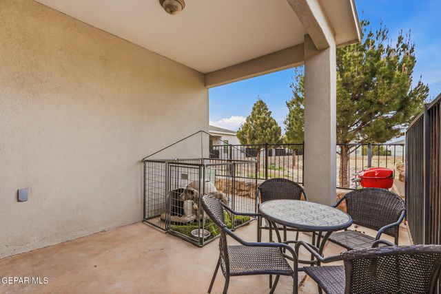 1065 HOPPAS Street, El Paso, TX 79932