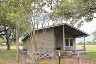 12250 Mccrocklin, Brenham, TX 77833