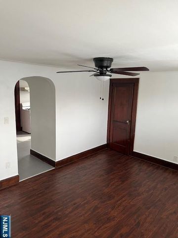 122 Vreeland Avenue FL 2, Clifton, NJ 07011