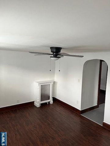 122 Vreeland Avenue FL 2, Clifton, NJ 07011