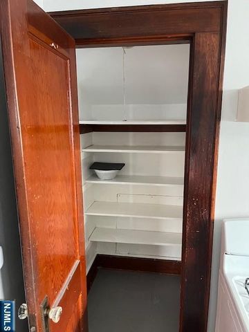 122 Vreeland Avenue FL 2, Clifton, NJ 07011