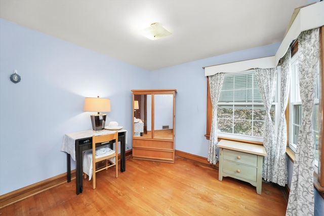1643 Home Avenue, Berwyn, IL 60402