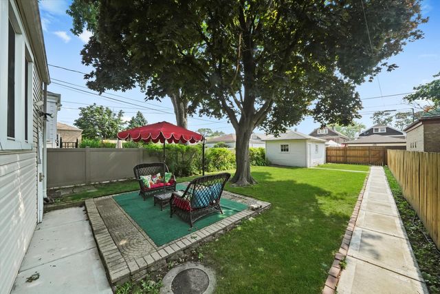 1643 Home Avenue, Berwyn, IL 60402