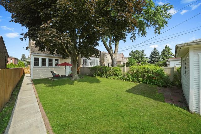 1643 Home Avenue, Berwyn, IL 60402