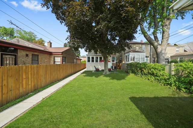1643 Home Avenue, Berwyn, IL 60402