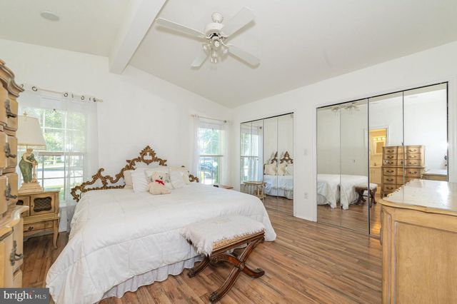 25 KNOLLWOOD DR, Mays Landing, NJ 08330