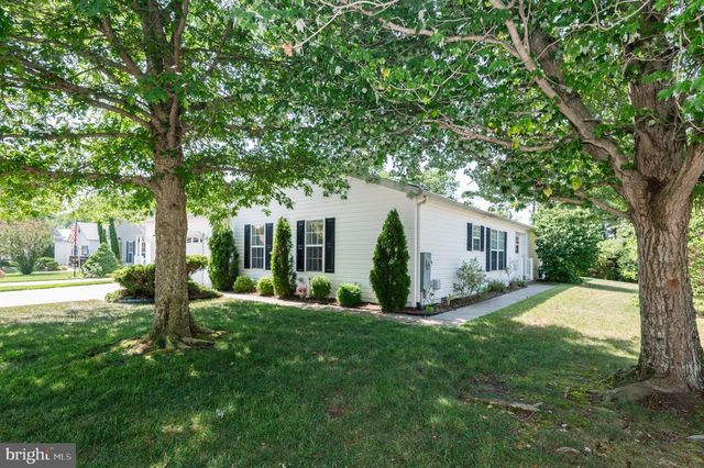 25 KNOLLWOOD DR, Mays Landing, NJ 08330