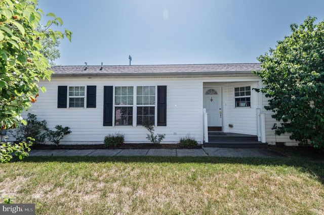 25 KNOLLWOOD DR, Mays Landing, NJ 08330