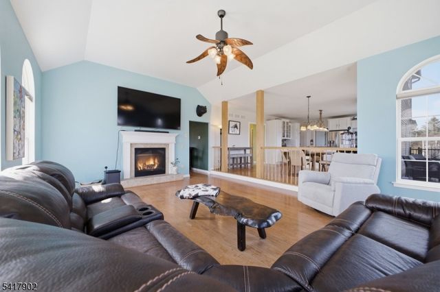 122 Millbrook Rd, Hardwick Twp., NJ 07825