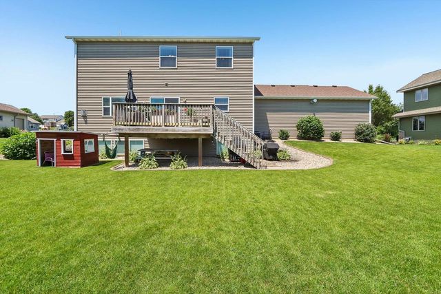 406 Chelsea Way, Dane, WI 53529