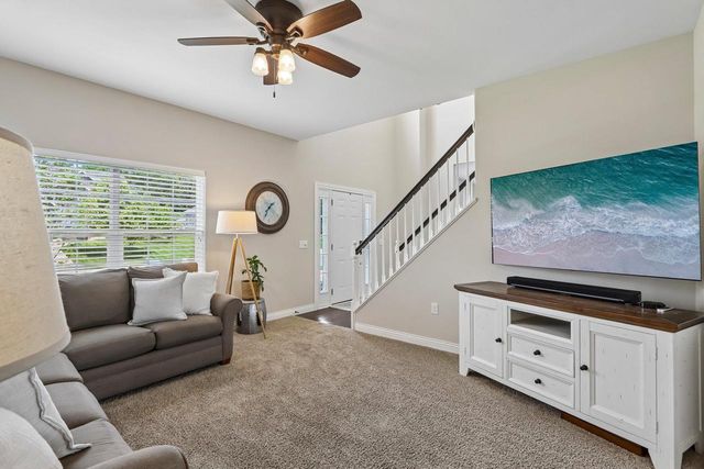 406 Chelsea Way, Dane, WI 53529