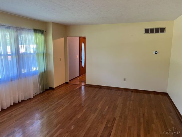 3333 Meadow Green Court, Batavia Twp, OH 45102