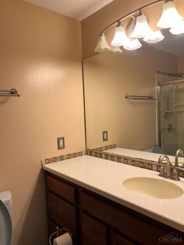 3333 Meadow Green Court, Batavia Twp, OH 45102