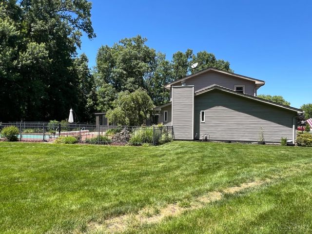 3333 Meadow Green Court, Batavia Twp, OH 45102