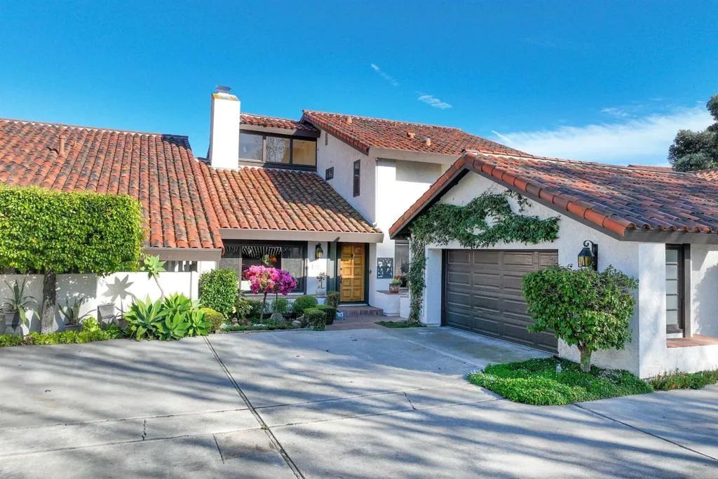 1377 Camino Teresa, Solana Beach, CA 92075