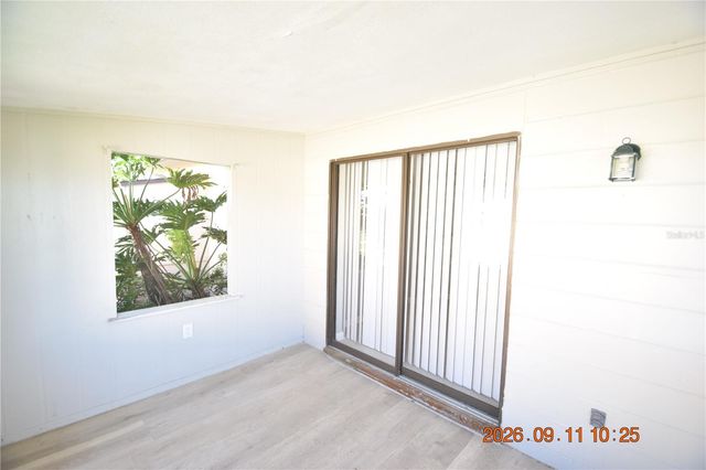 705 2ND AVENUE NW B, Ruskin, FL 33570