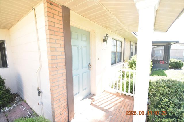 705 2ND AVENUE NW B, Ruskin, FL 33570