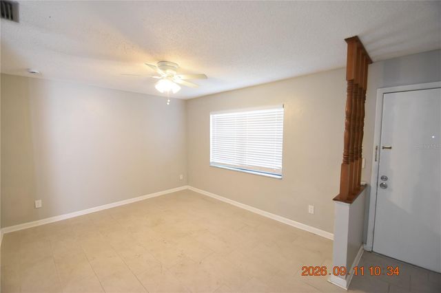 705 2ND AVENUE NW B, Ruskin, FL 33570