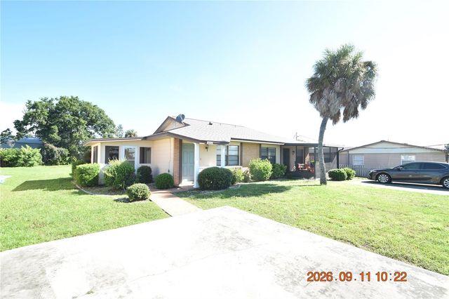 705 2ND AVENUE NW B, Ruskin, FL 33570