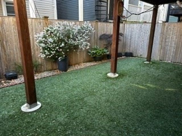 138 W 3rd St, Boston, MA 02127