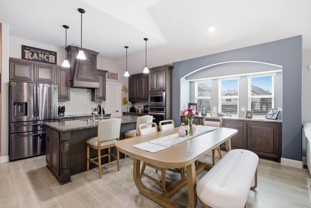 404 Moss Cove Drive, Aubrey, TX 76227