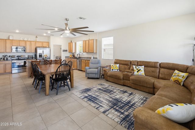 25152 N 135TH Avenue, Peoria, AZ 85383