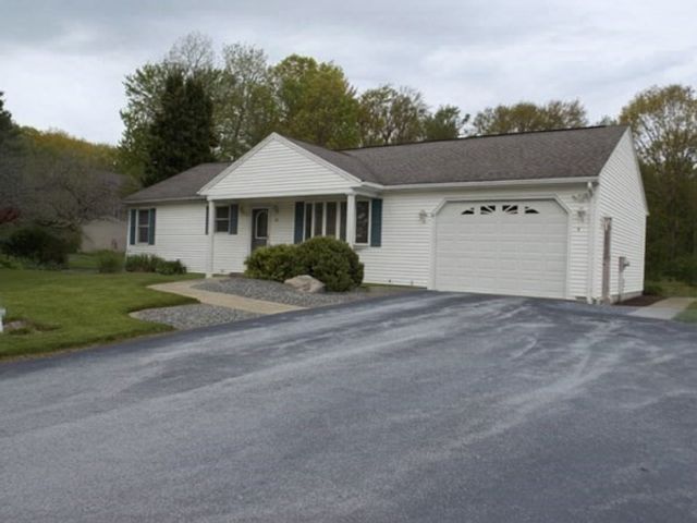 30 Jesse Road, Dudley, MA 01571