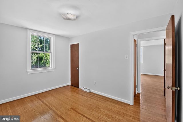 911 DELENE RD, Jenkintown, PA 19046