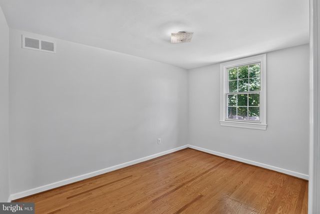 911 DELENE RD, Jenkintown, PA 19046