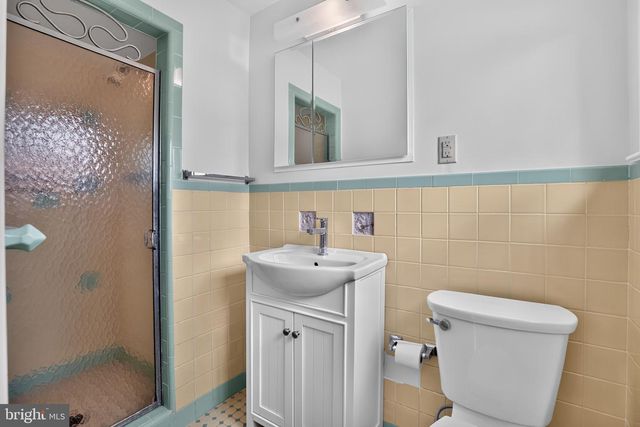 911 DELENE RD, Jenkintown, PA 19046